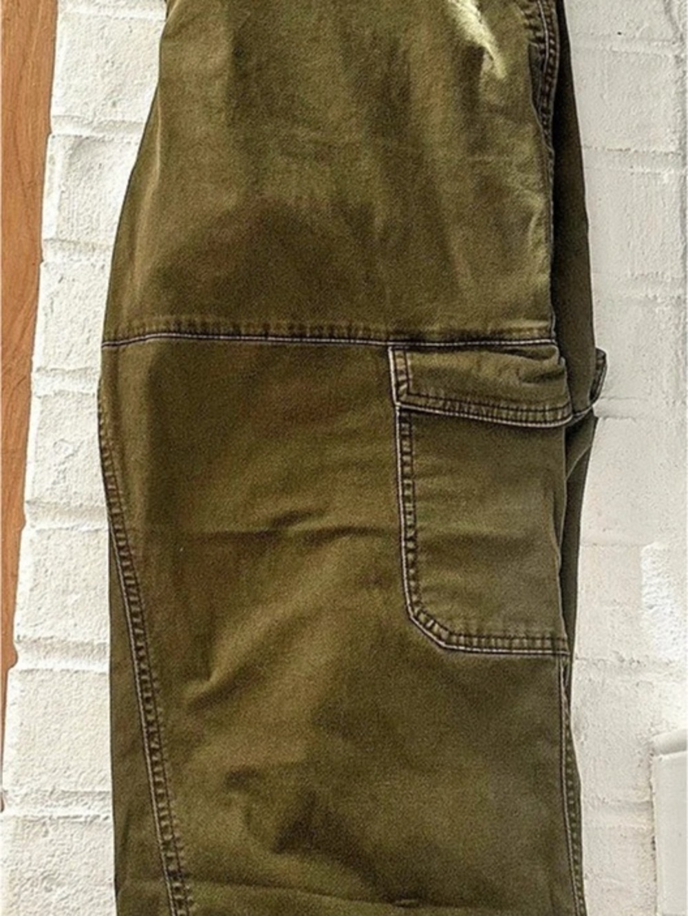 Old Navy women’s barrel Cargo Pants Green XL